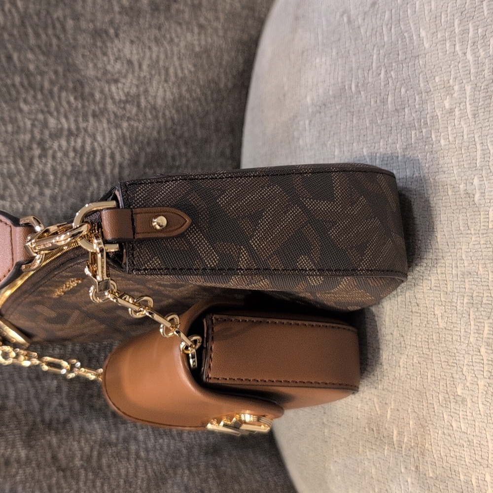 Michael Kors Empire Logo Parker Large Multi-Function Crossbody - Picture 7 of 17